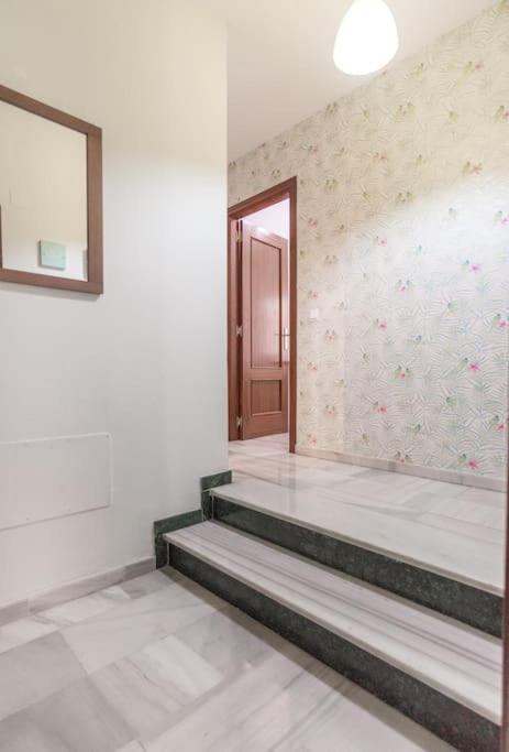 Bright, Quiet And Nice Ground Floor In The Center Málaga Exteriör bild