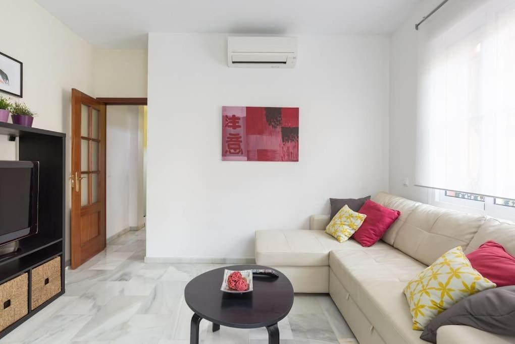 Bright, Quiet And Nice Ground Floor In The Center Málaga Exteriör bild